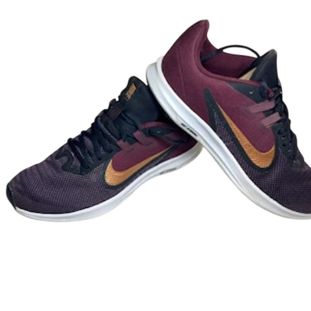 Nike Downshifter 9 Women’s Running Shoes • Size 8 • Maroon/Copper